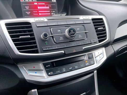 Used 2013 Honda Accord Sport image 34