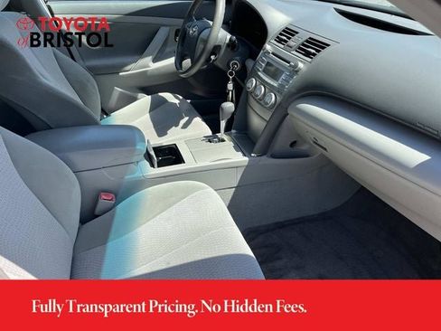 Used 2011 Toyota Camry LE w/ LE Extra-Value Pkg FWD image 21