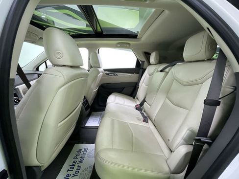 Used 2017 Cadillac XT5 Luxury w/ Driver Awareness Package image 29