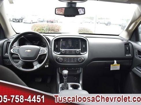 Used 2022 Chevrolet Colorado LT w/ LT Convenience Package image 3