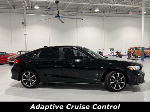 Used 2026 Honda Civic Sport Touring image 2