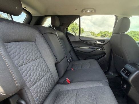Used 2020 Chevrolet Equinox LT w/ Driver Convenience Package FWD image 16