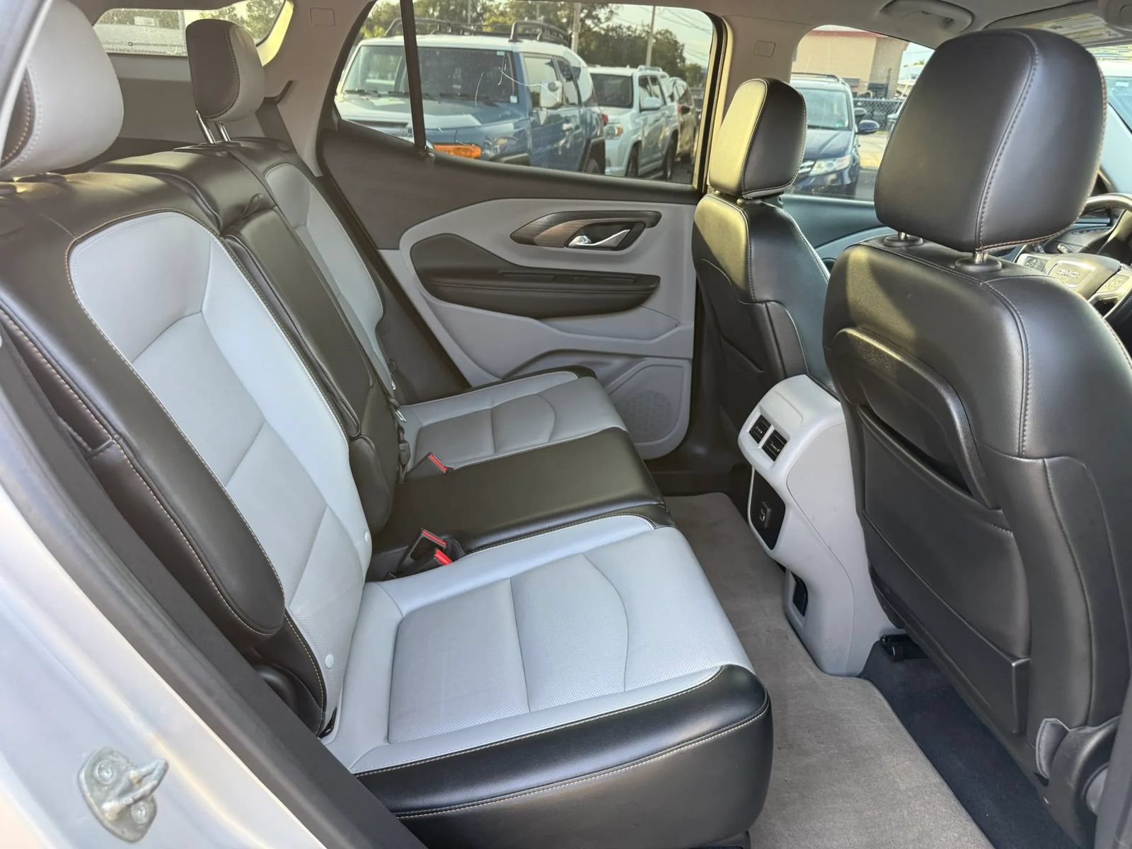 Used 2019 GMC Terrain SLT AWD/4WD image 12