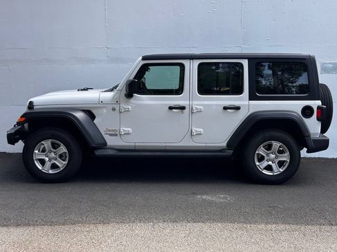 Used 2020 Jeep Wrangler Unlimited Sport S AWD/4WD image 2
