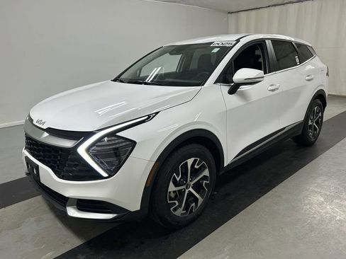 Used 2025 Kia Sportage EX image 5