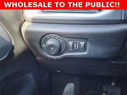 Used 2021 Chrysler Pacifica Touring-L w/ S Appearance Package image 30