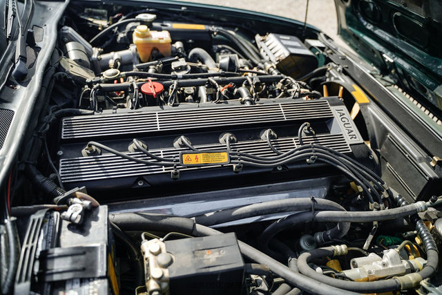 Used 1988 Jaguar XJ6 RWD image 27