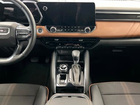 Used 2024 GMC Canyon AT4 w/ Technology Package image 14