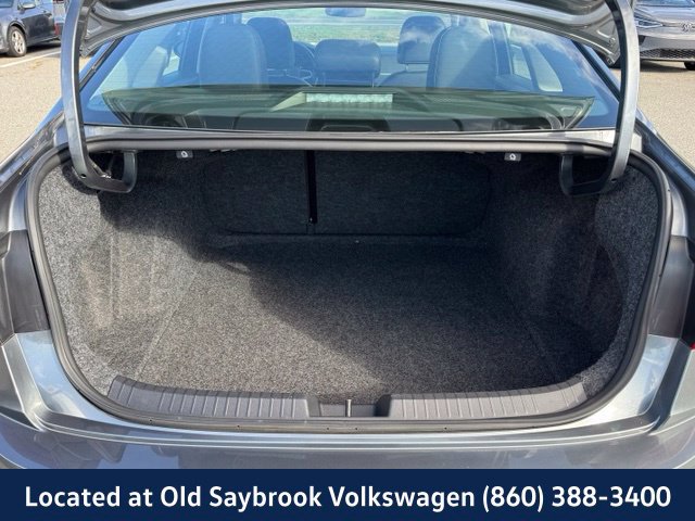 Certified 2023 Volkswagen Jetta SE FWD image 18