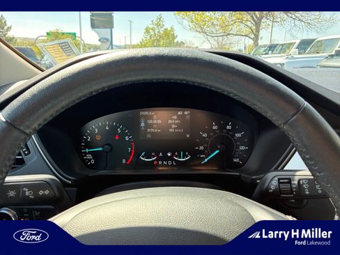 Used 2020 Ford Escape SEL FWD image 11