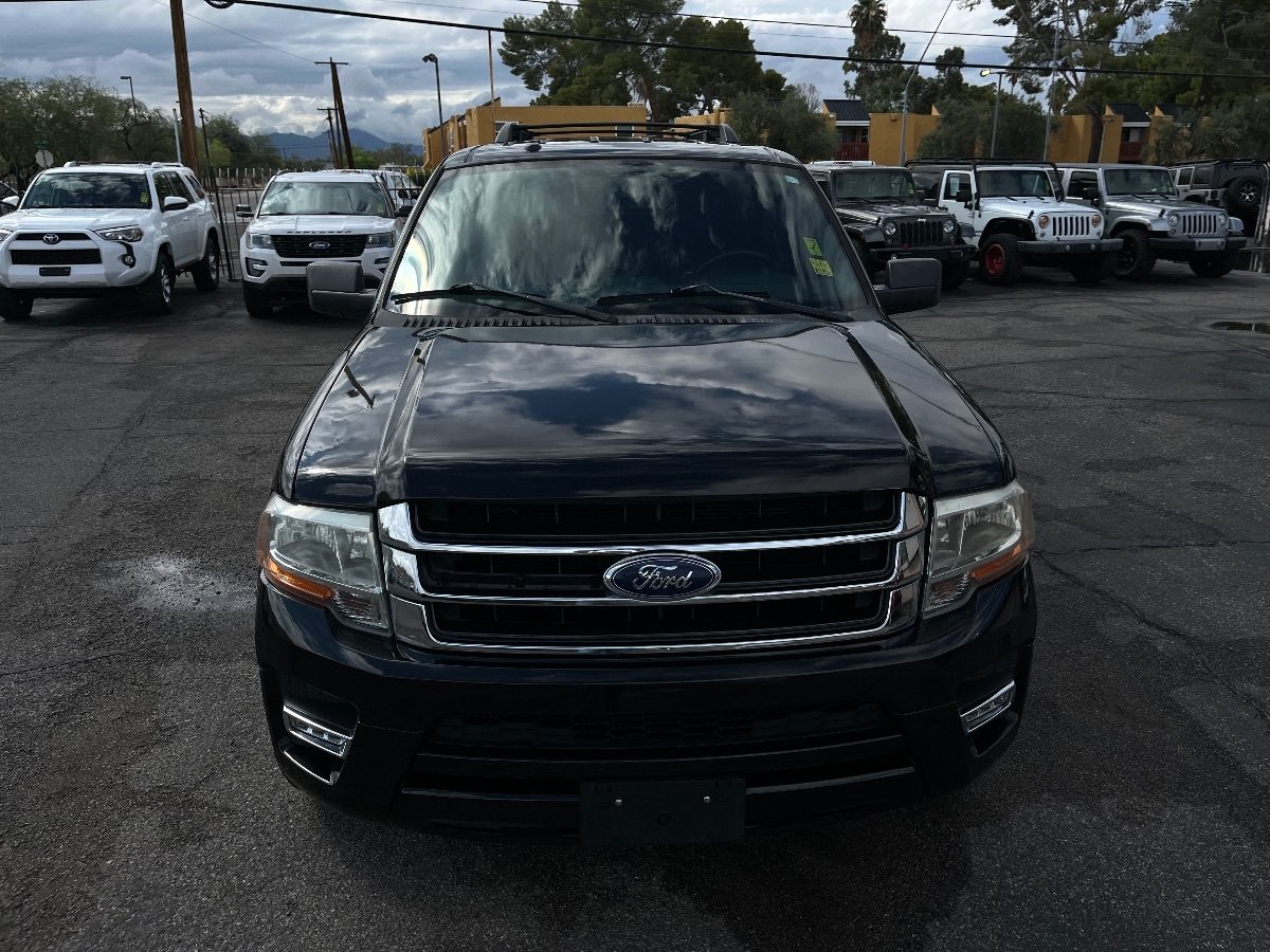 Used 2015 Ford Expedition EL XLT w/ Equipment Group 202A RWD image 49