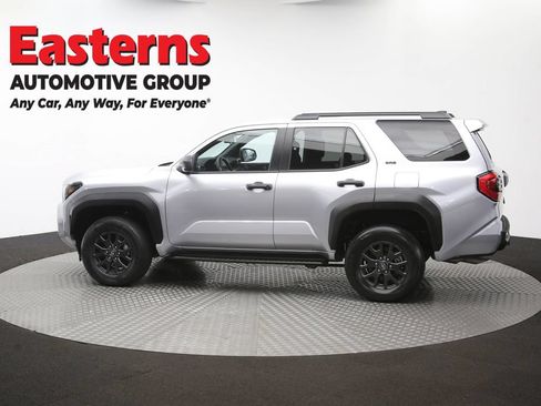 Used 2025 Toyota 4Runner SR5 AWD/4WD image 61
