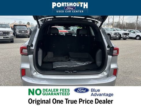 Used 2024 Ford Escape ST-Line Elite w/ Premium Technology Package image 16