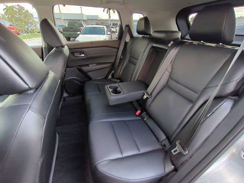 Certified 2023 Nissan Rogue SV w/ SV Premium Package image 14