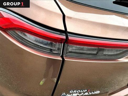 Certified 2025 Toyota Crown Signia w/ Advanced Technology Package image 28