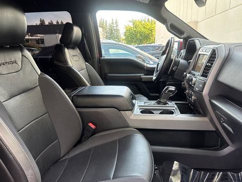Used 2019 Ford F150 Raptor w/ Equipment Group 802A Luxury AWD/4WD image 15