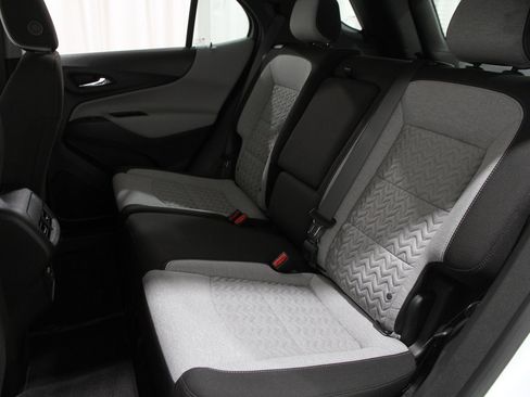 Certified 2022 Chevrolet Equinox LS image 18