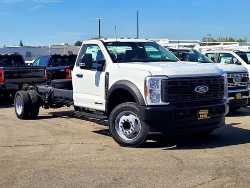 New 2026 Ford F550 2WD Regular Cab Super Duty image 1