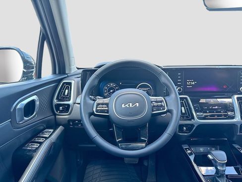 Certified 2023 Kia Sorento SX AWD/4WD image 26