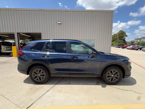 Used 2026 Honda CR-V TrailSport image 8