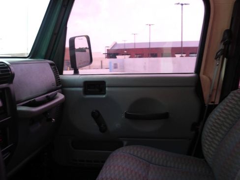 Used 1998 Jeep Wrangler SE AWD/4WD image 68