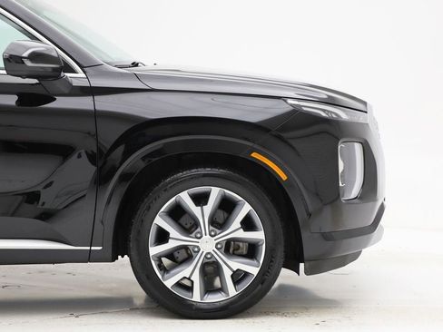 Used 2021 Hyundai Palisade Limited image 3