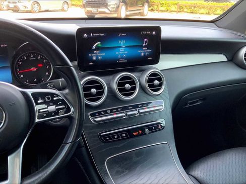 Certified 2020 Mercedes-Benz GLC 300 GLC 300 image 5