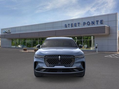 New 2026 Lincoln Nautilus Premier image 6