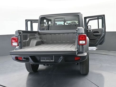 New 2026 Jeep Gladiator Sport image 69