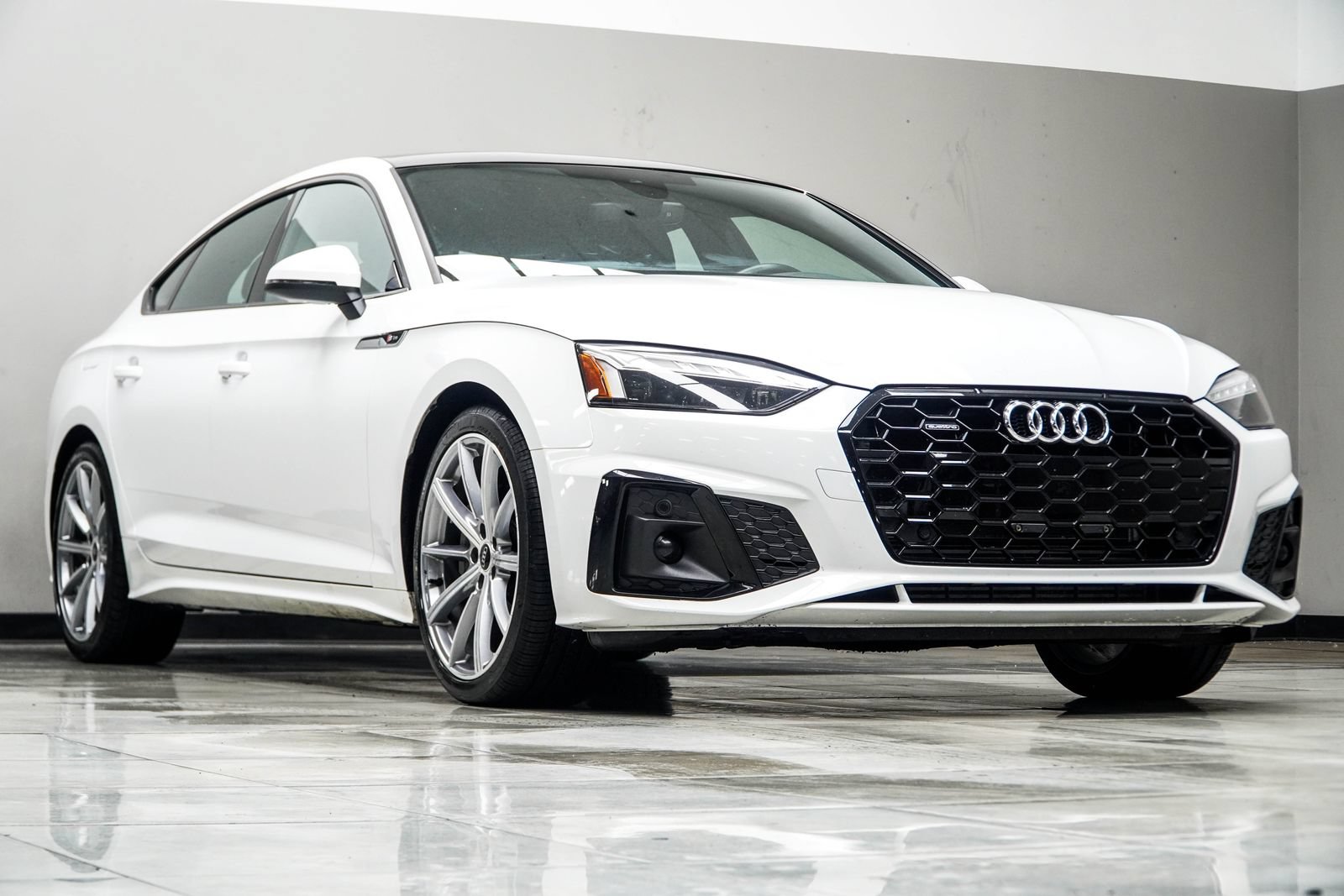 Used 2025 Audi A5 2.0T Premium AWD/4WD image 5