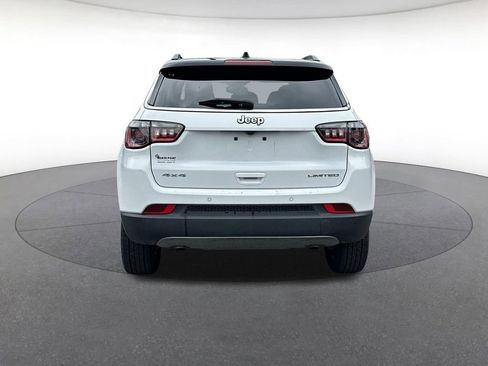 Certified 2024 Jeep Compass Limited AWD/4WD image 4