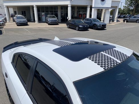 Used 2020 Dodge Charger Scat Pack RWD image 19