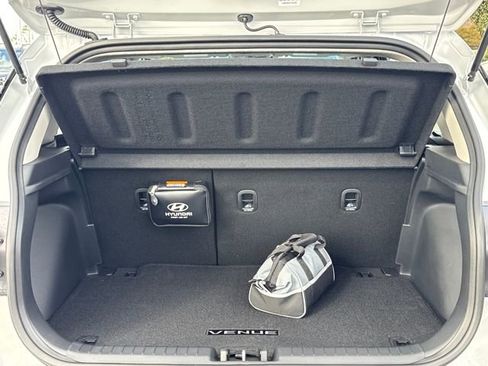 New 2026 Hyundai Venue SEL FWD image 10