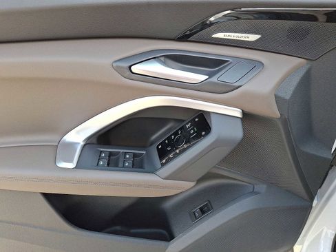 New 2025 Audi Q5 Premium Plus image 10