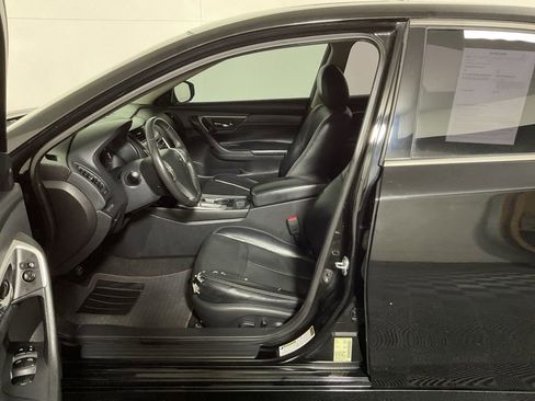 Used 2016 Nissan Altima 2.5 SL w/ Moonroof Package image 19