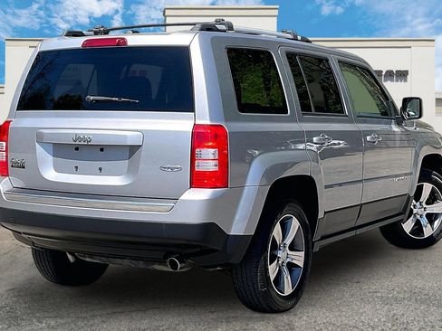 Used 2016 Jeep Patriot High Altitude AWD/4WD image 2