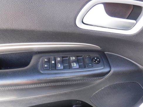 Used 2020 Dodge Durango AWD image 12