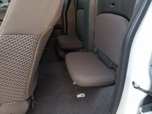 Used 2019 Nissan Frontier SV w/ Value Truck Package image 13