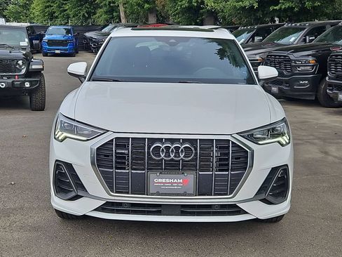 Used 2025 Audi Q3 2.0T Premium AWD/4WD image 2