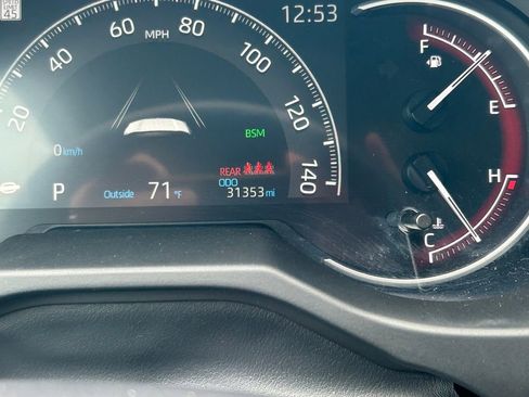 Certified 2025 Toyota RAV4 XLE FWD image 32