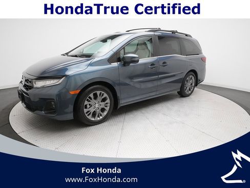 Certified 2025 Honda Odyssey Touring image 1