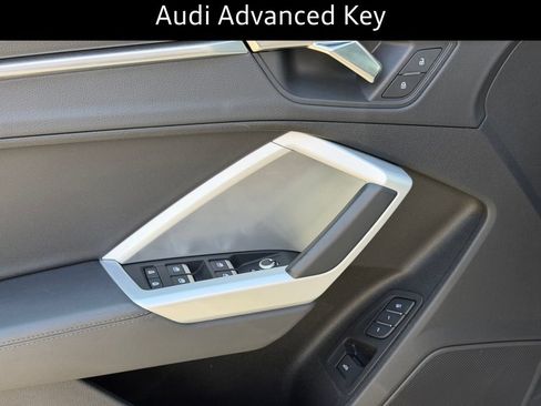 Used 2023 Audi Q3 2.0T Premium Plus w/ Premium Plus Package AWD/4WD image 15