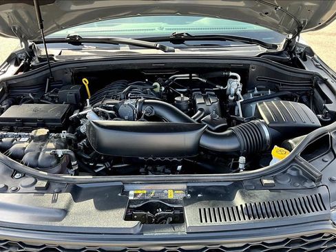 Used 2025 Dodge Durango GT AWD/4WD image 33