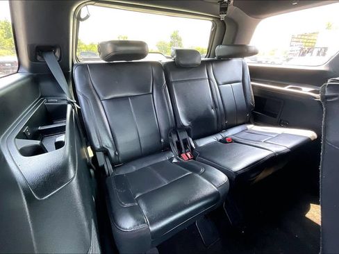 Used 2020 Ford Expedition XLT w/ Equipment Group 202A RWD image 28