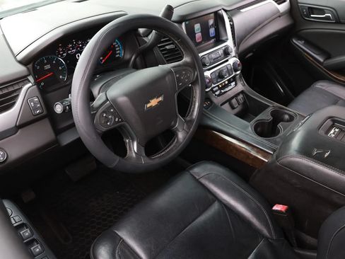 Used 2017 Chevrolet Tahoe LT w/ Luxury Package RWD image 13