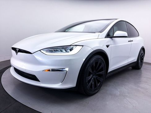 Used 2022 Tesla Model X AWD/4WD image 21
