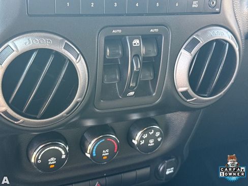 Used 2017 Jeep Wrangler Unlimited Sport AWD/4WD image 24