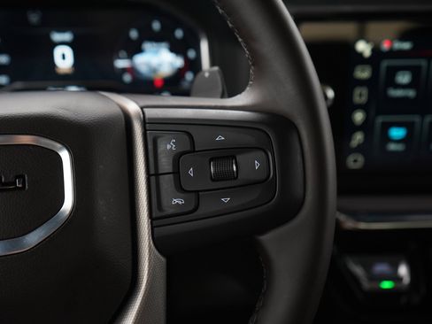 Used 2025 GMC Sierra 1500 Denali w/ Denali Reserve Package AWD/4WD image 26