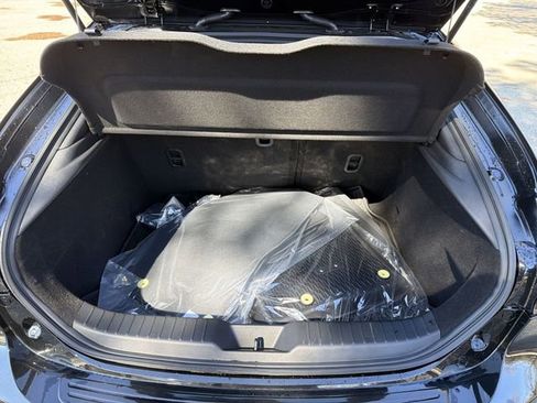 New 2026 MAZDA MAZDA3 Hatchback w/Premium Plus Pkg image 25