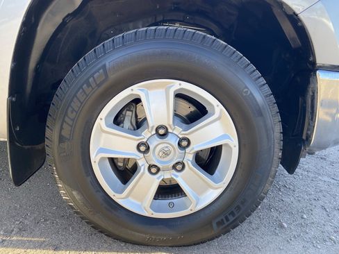 Used 2015 Toyota Tundra SR5 image 10